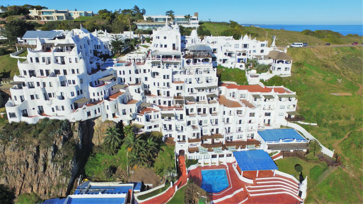 Casapueblo_(Punta_Ballena)